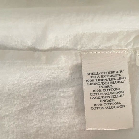 Ann Taylor White 100% linen Crochet Eyelet Blouse - Picture 6 of 10